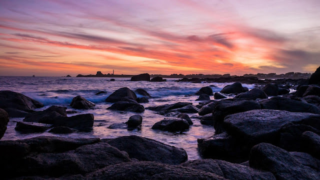 Beach wallpaper, sunset, rocks, sea, twilight