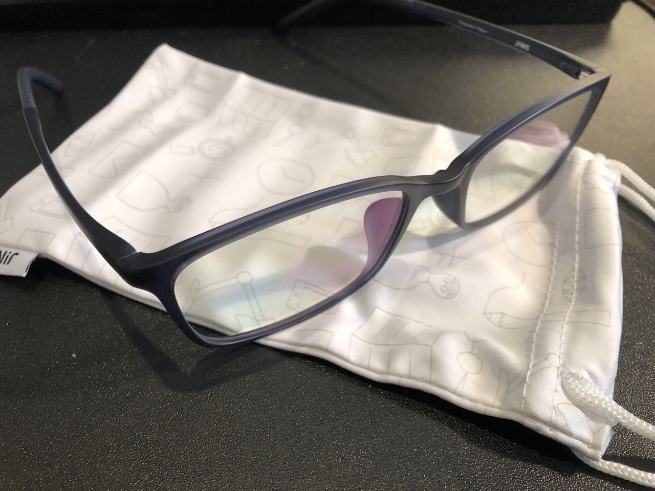 とある不動産コンサルタント会社の社内SEのブログ JINS SUPPORT LENS+