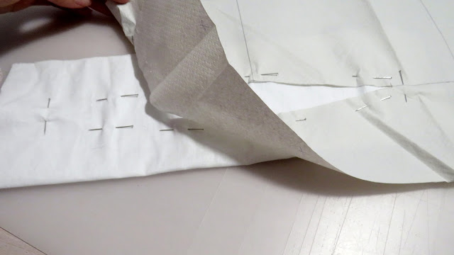 Retirada de patrón para marcar la pinza por la otra cara