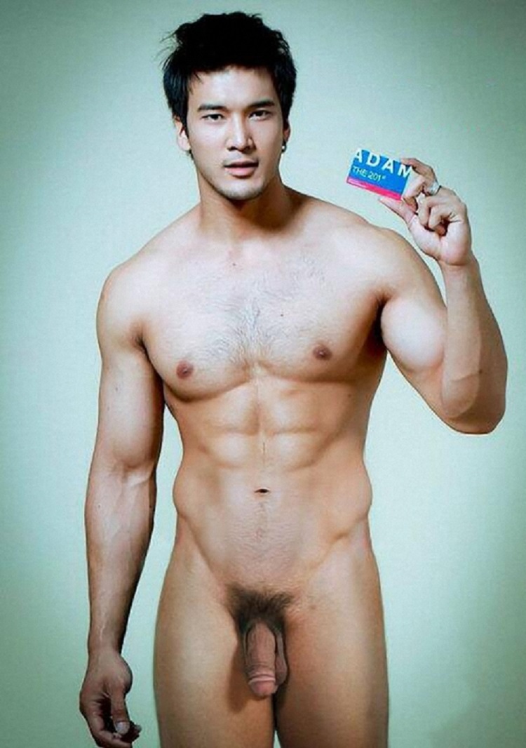 ★ Bulge and Naked Sports man : Asian Penis Nude Sporty.