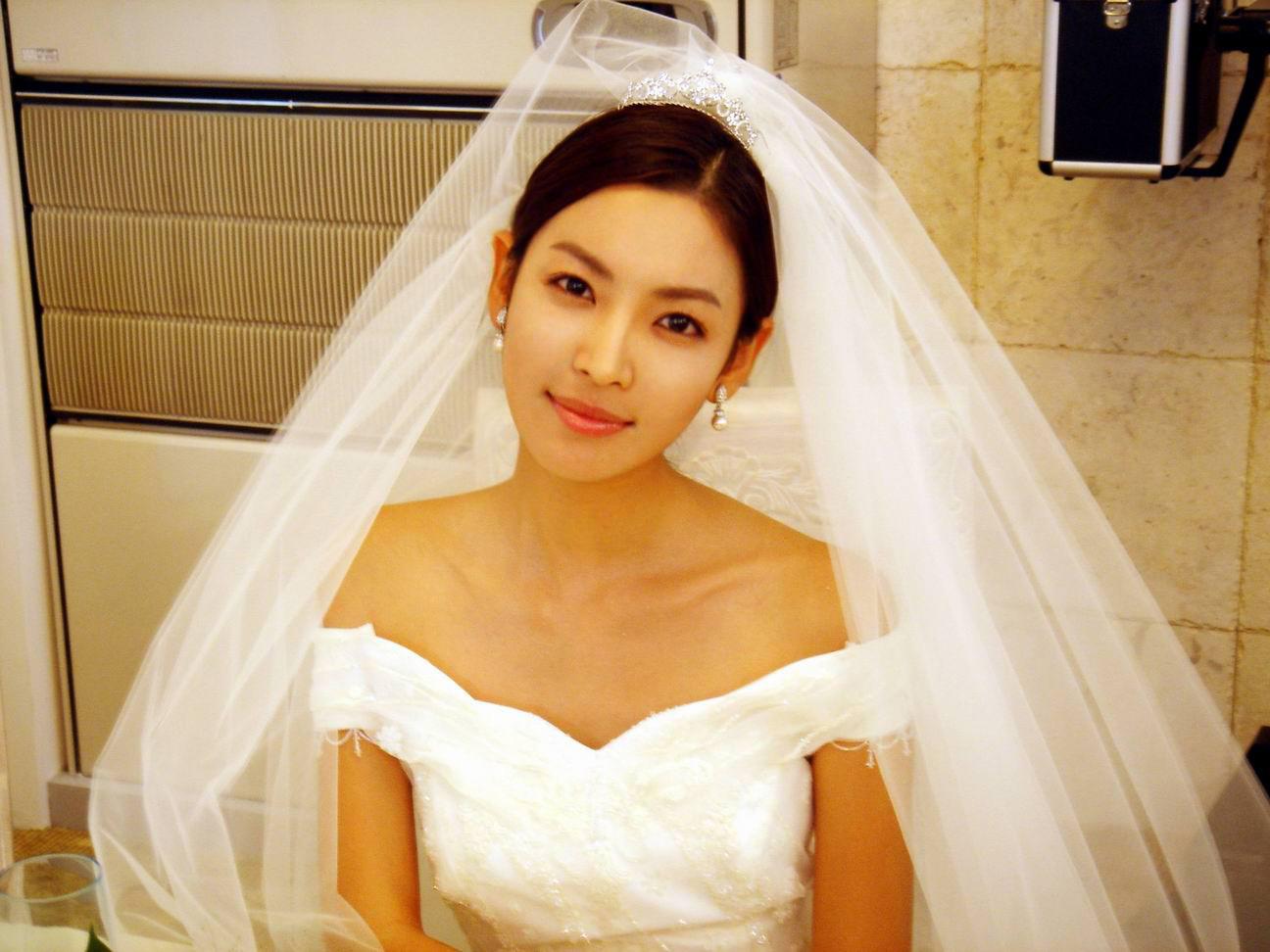 hot car wallpaper: Kim So Yeon Wallpaper, Sexy and Hot Photo, Images