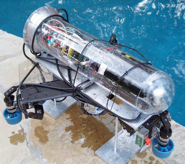 روبوتات مائية لرصد الأعاصير
