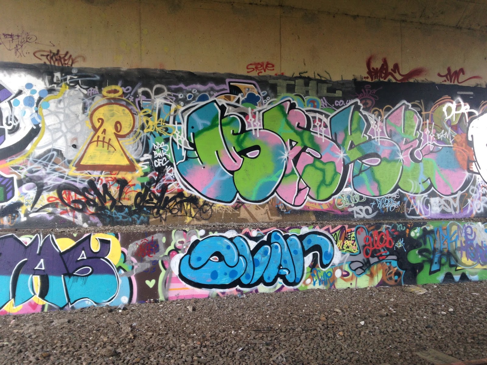 Northampton Graffiti Far Cotton 2016
