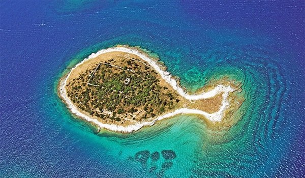 Pulau Ikan, Kroasia