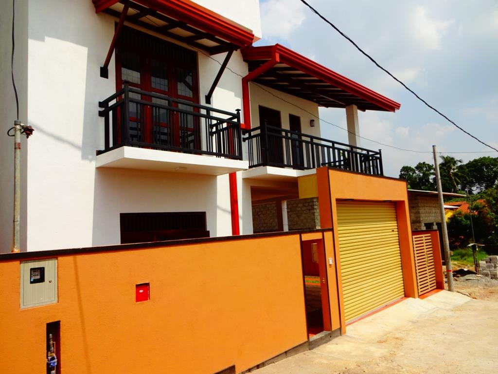 Properties in Sri Lanka (4236) Brand New 2 Storied House For Sale, Malabe, Arangala
