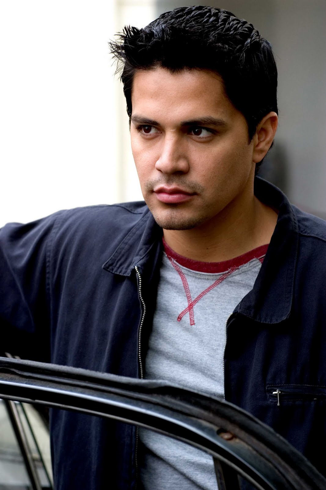 Twila Mann: jay hernandez wallpaper hd
