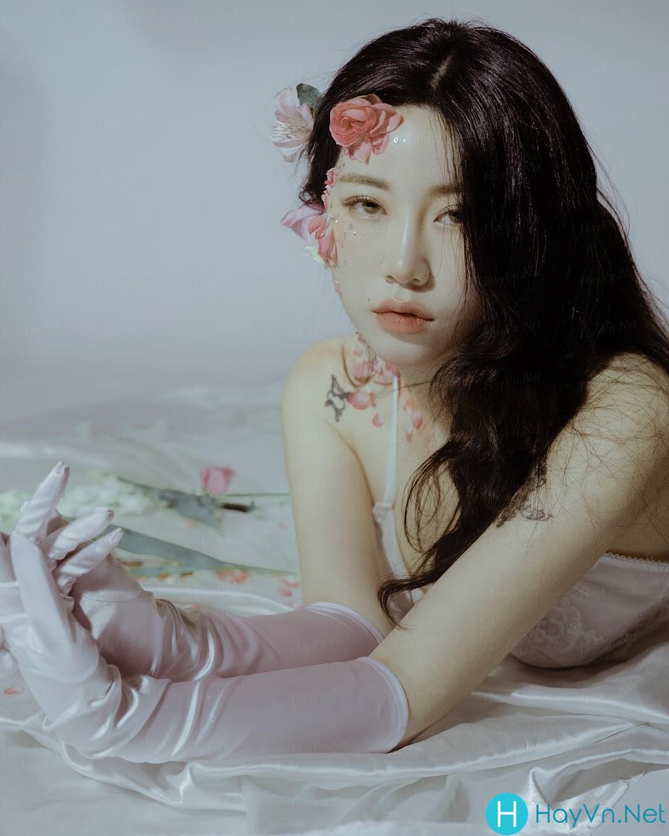 Những shoots ảnh nóng bỏng của người mẫu Park Jin-ah (박진아)