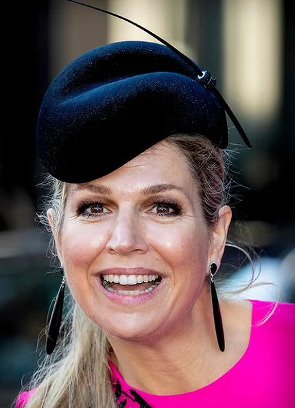 Queen Maxima wore Oscar De La Renta pink midi dress