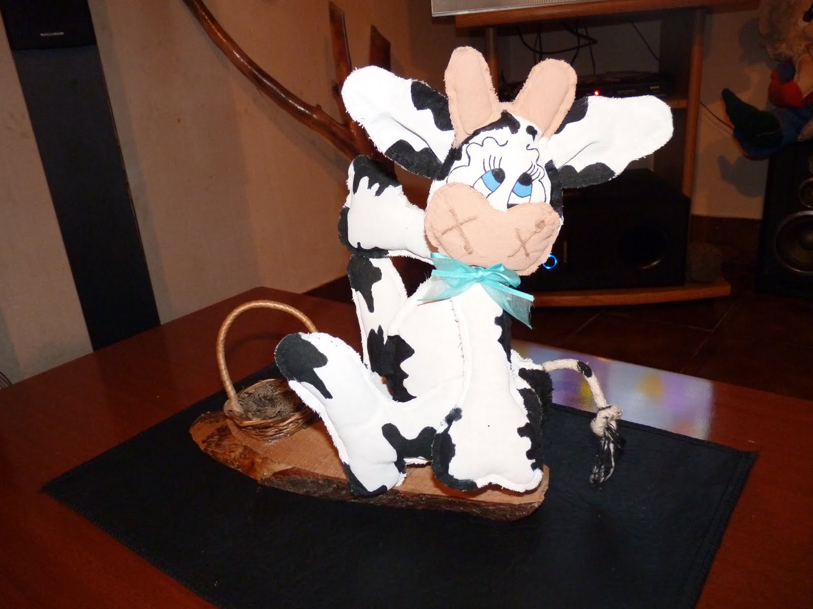 Country Naty: Una Vaca Simpatica