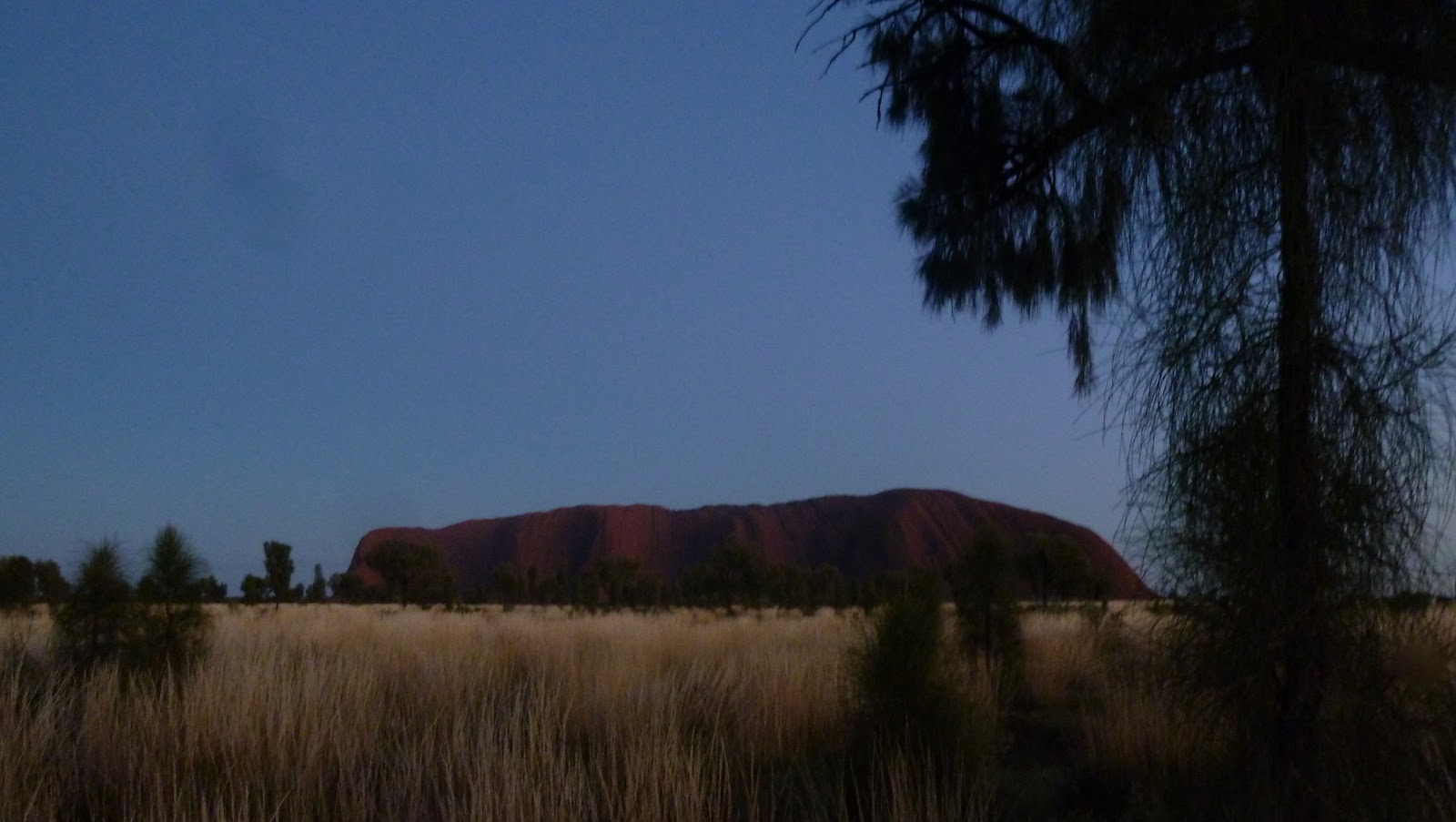 Don Sees The World Travelogue Australia Weekend Side Trip Uluru don-sees-the-world-travelogue-australia-weekend-side-trip-uluru