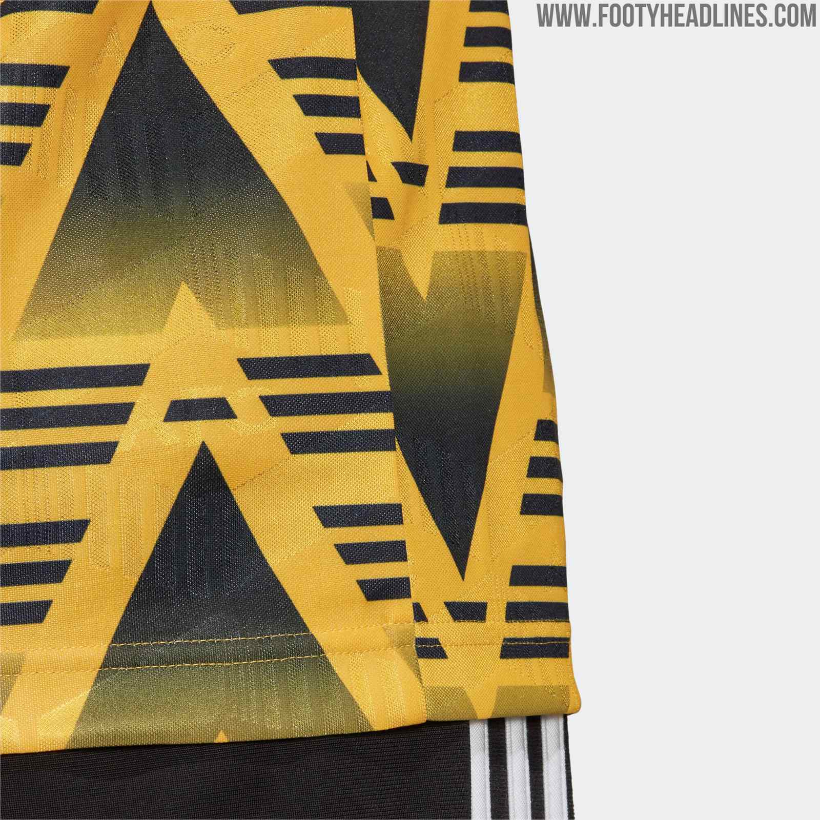 Arsenal Bruised Banana - Football Shirt Design Laces – Football Finery