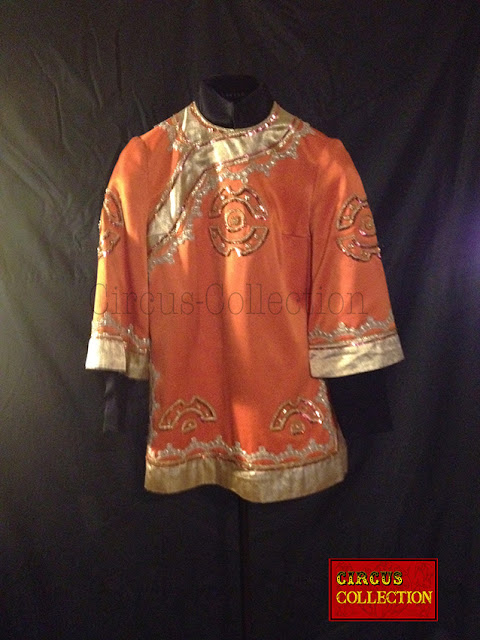 veste chinoise  avec application de motif asiatique et paillettes 