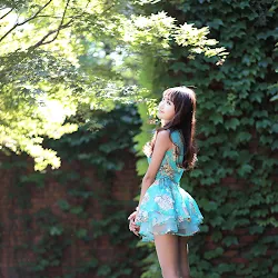 Jo In Young Outdoor Foto 8