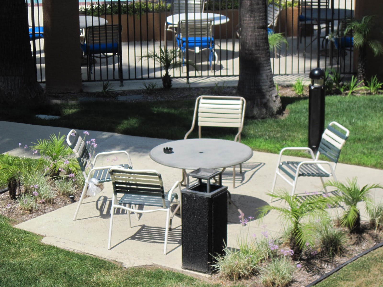 Travel Reviews & Information Hacienda Heights, California / Courtyard