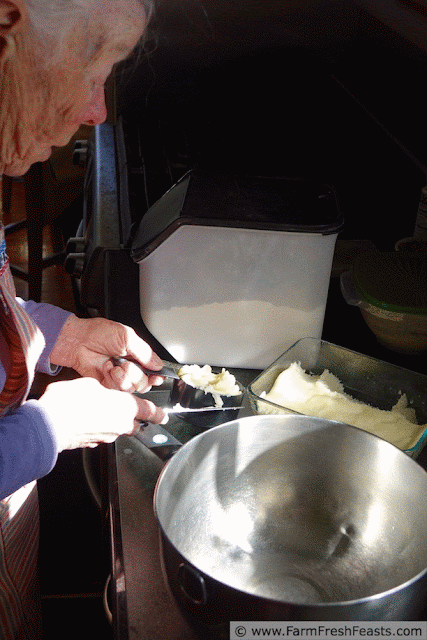 My Mother's Lefse #ChristmasWeek | Farm Fresh Feasts | http://www.farmfreshfeasts.com/2014/12/my-mothers-lefse-christmasweek.html GIF of mixing lefse dough and shaping into balls