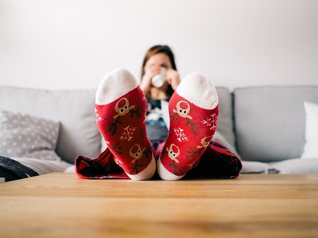 Tips Mempertahankan Energi Positif Saat di Rumah Tips Mempertahankan Energi Positif Saat di Rumah