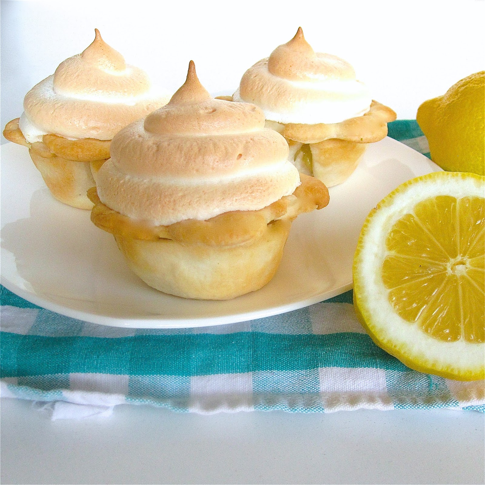 Individual Mini Lemon Meringue Pies {Small Batch Yield 6 mini pies