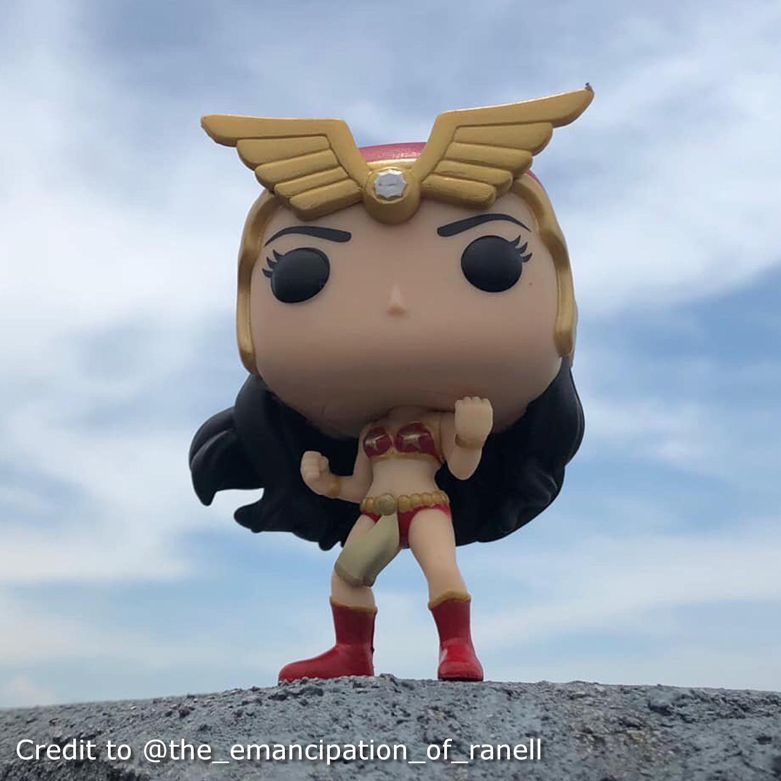 MUSTWATCH Angel Locsin personally autographs Darna Funko Pop