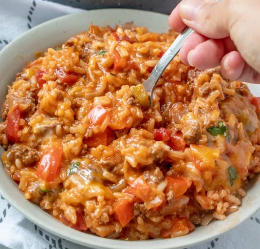 STUFFED PEPPER CASSEROLE #dinner #glutenfree STUFFED PEPPER CASSEROLE #dinner #glutenfree