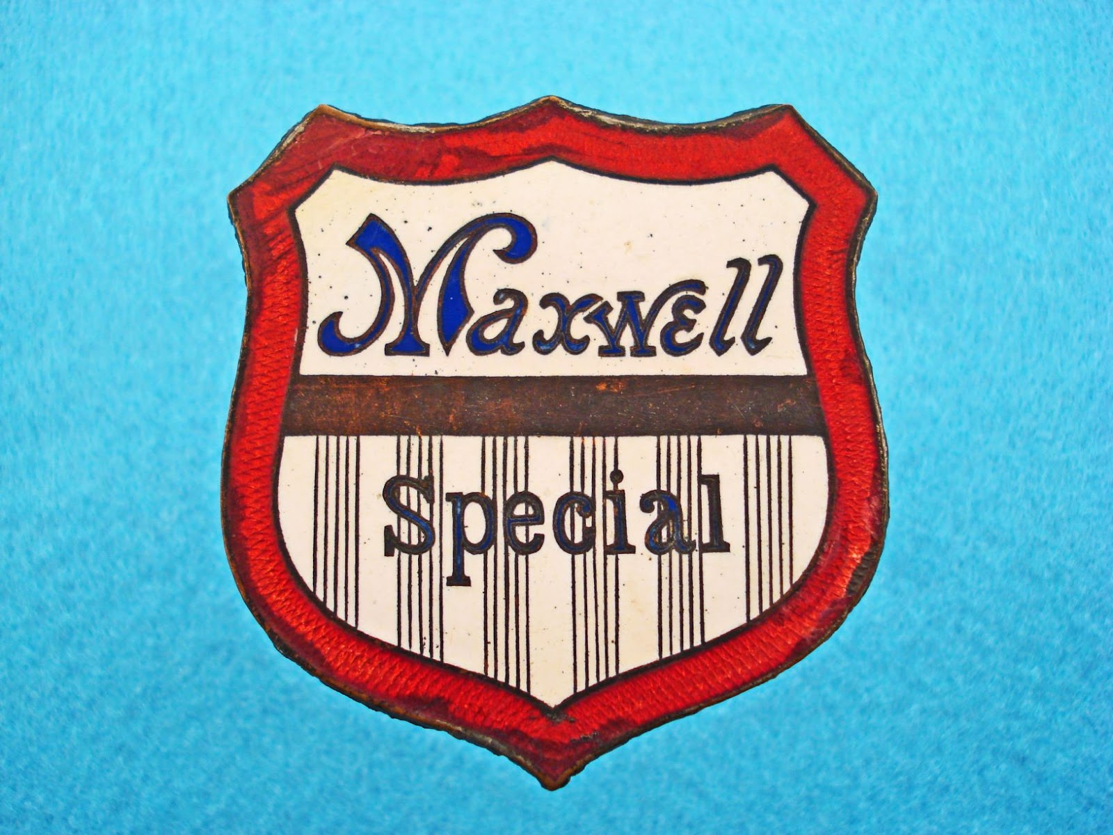 American Auto Emblems MAXWELL