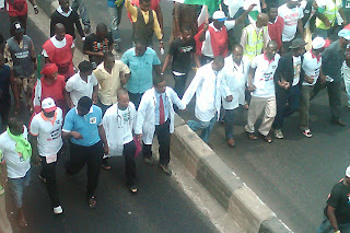 nigerian doctors go on strike