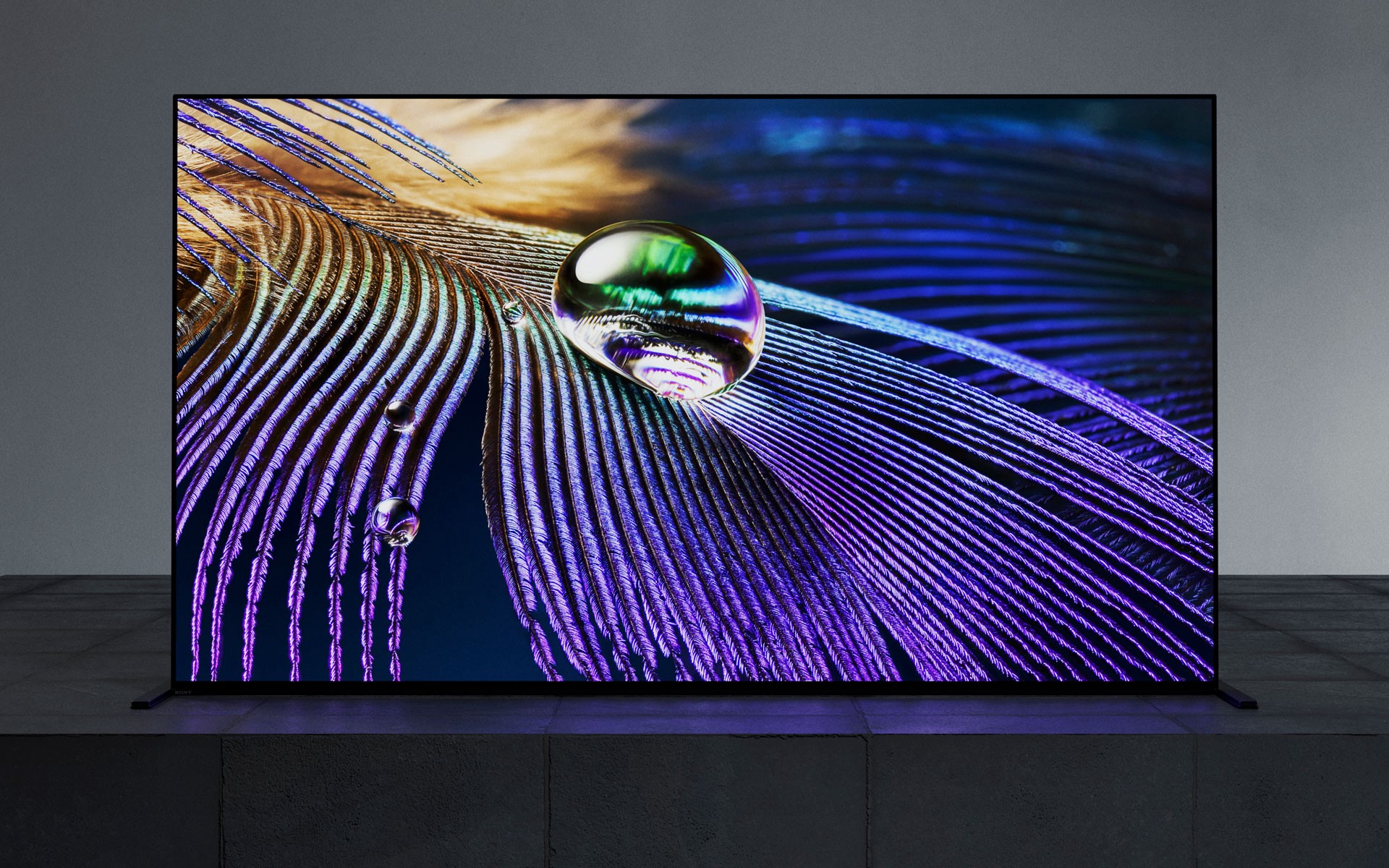 how OLEDs are better than normal LED