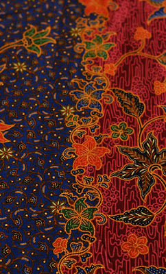 Duo-tone Blue and Red Balinese Style Flower Batik