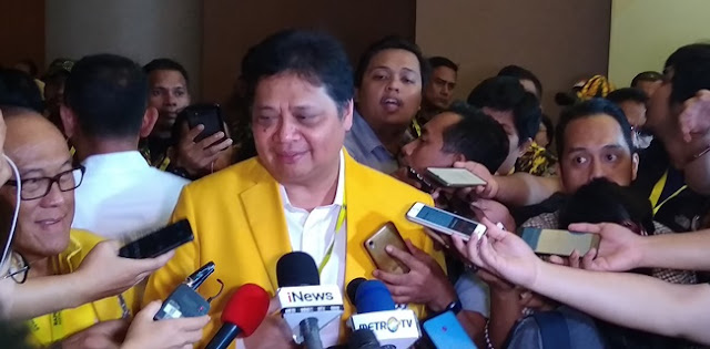Airlangga: Golkar Sudah Dua Kali Aklamasi, Itu Demokrasi Airlangga: Golkar Sudah Dua Kali Aklamasi, Itu Demokrasi