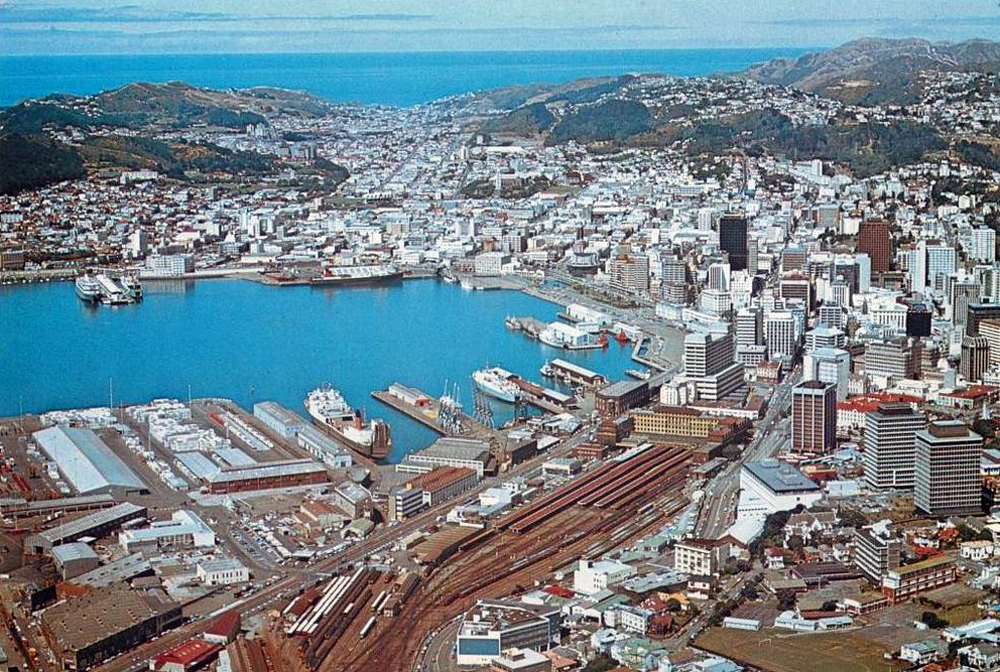 transpress nz Wellington railway station and yard, preCake Tin