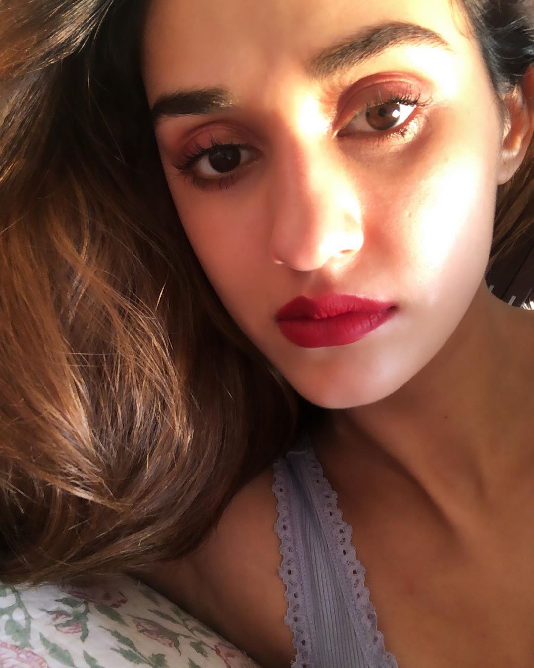 Disha Patani Latest Pics - In a Selfie Mood - Boxofficeindia, Box