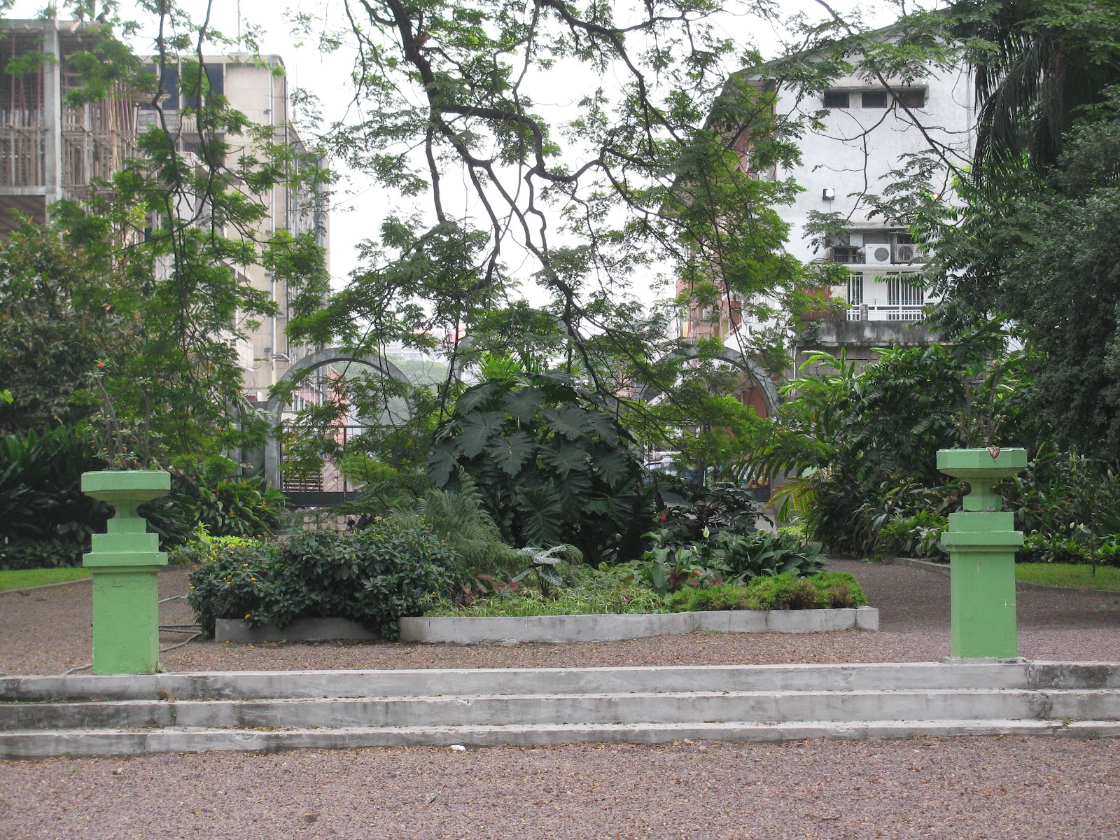 Kinshasa Then and Now Kinshasa 2012 Plus ça change…