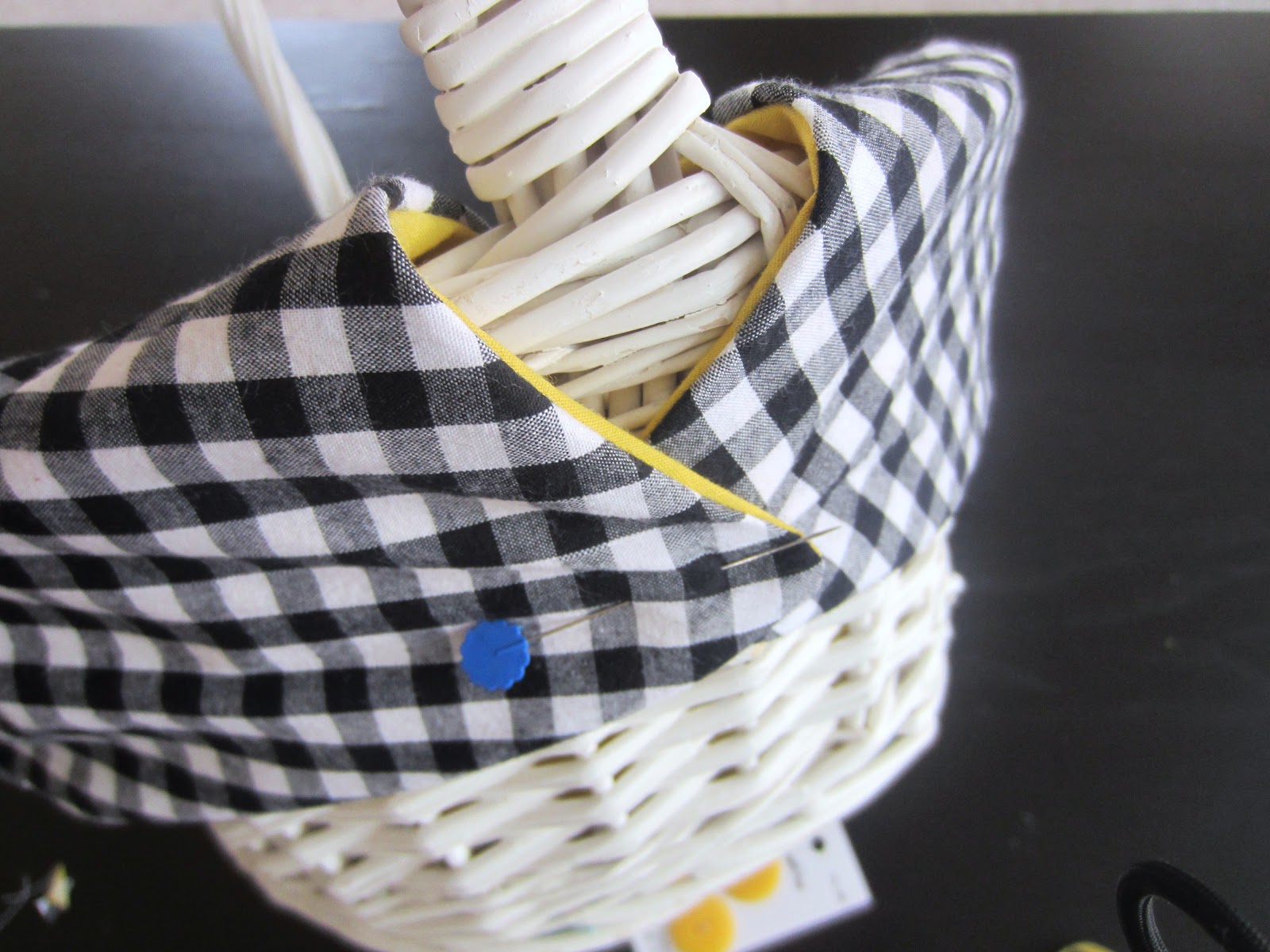 Staying Steyn Celebrate Easter Reversible Basket Liner Tutorial