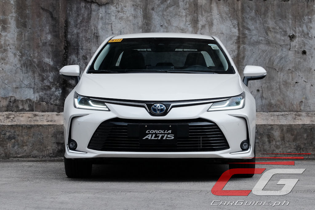 Review 2020 Toyota Corolla Altis 1 8 Hybrid Carguide Ph