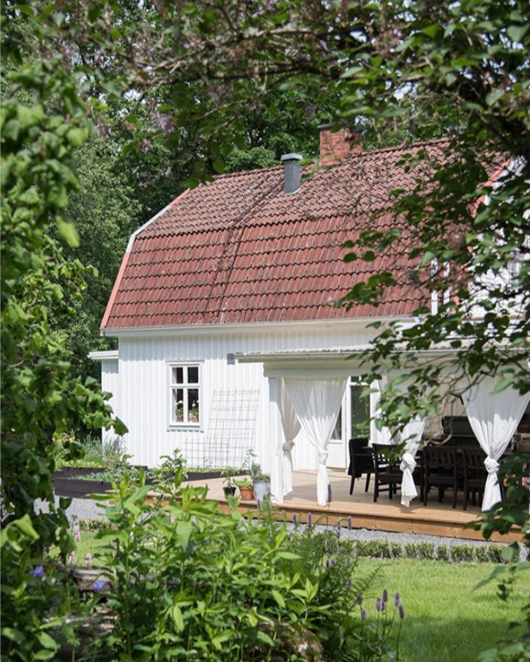 A Warm Rural Swedish Home That Combines Old And New