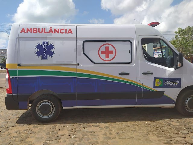 SAÚDE: Cândido Mendes recebe Ambulância nova e equipada.