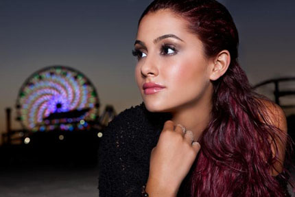 arianagrande2.jpg