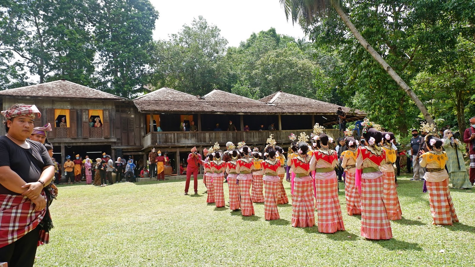 Terokai Kampung Budaya Terengganu - One Stop Centre Himpunan Pelbagai
