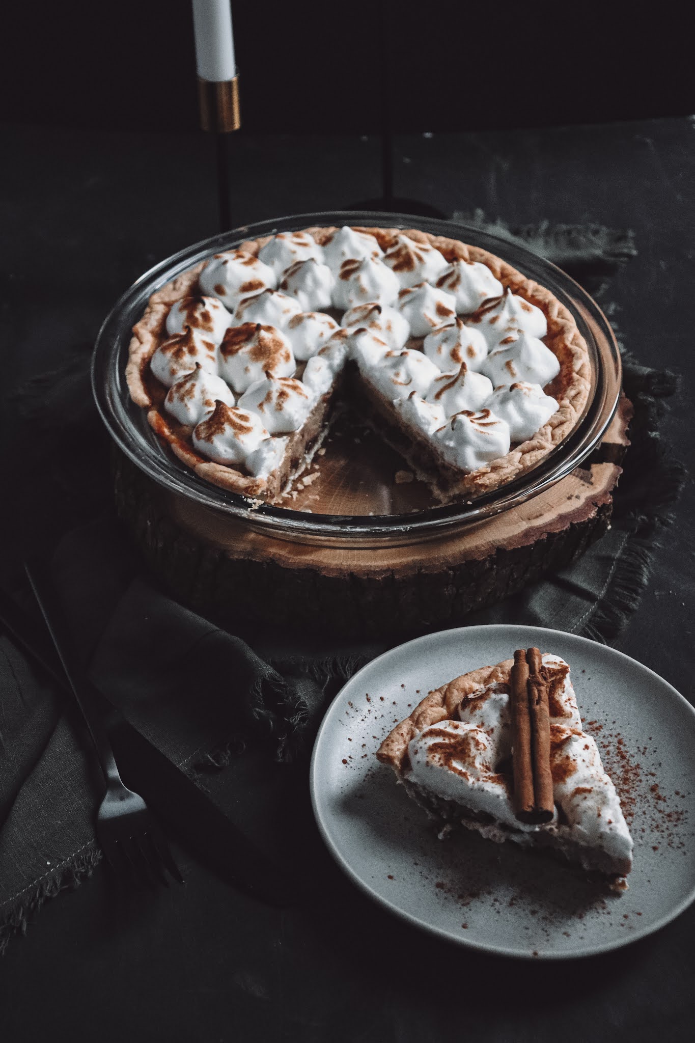 Annie à la Mode Sour Cream & Rum Raisin Pie