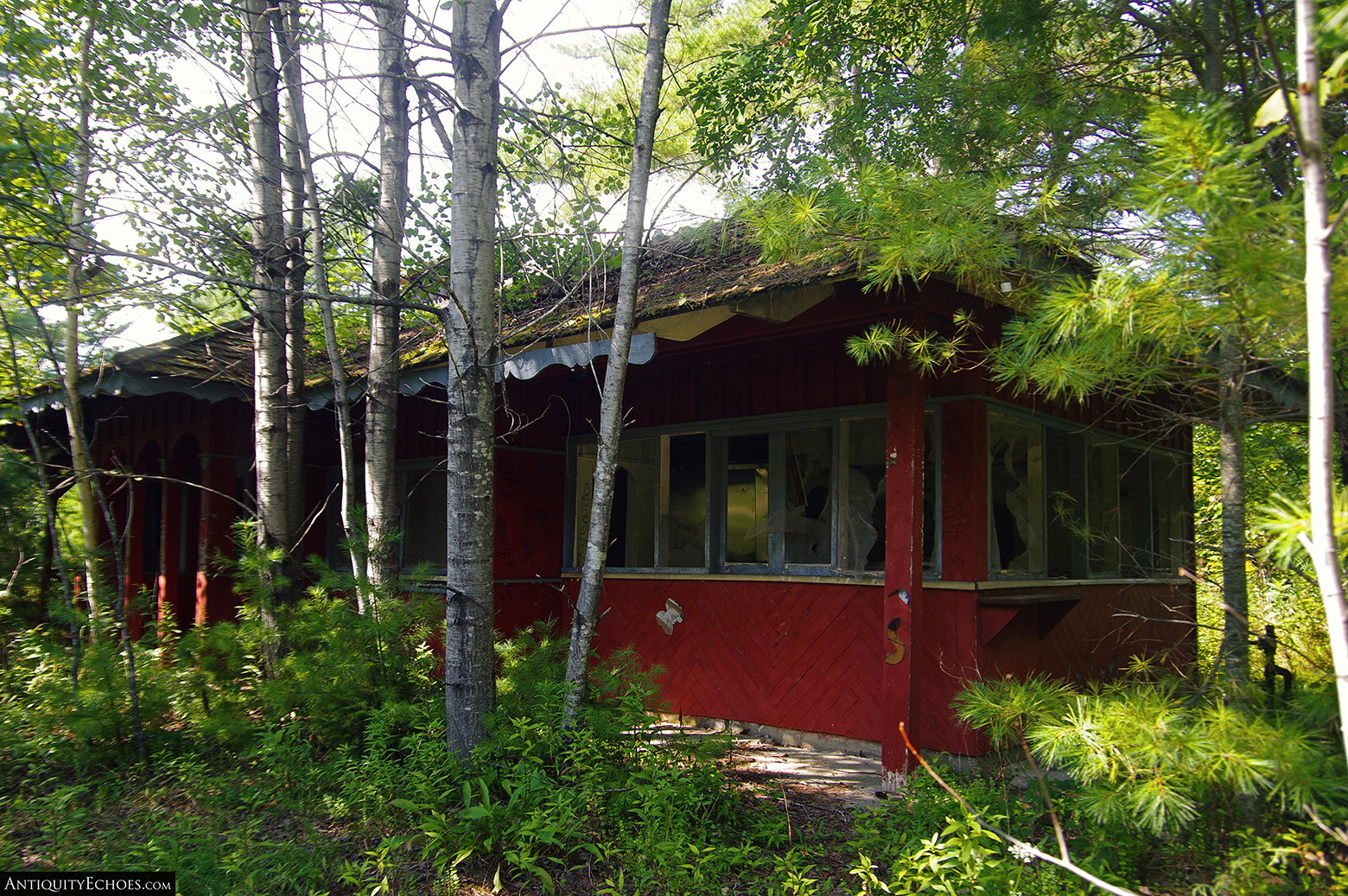 Frontier Town - Decaying Diner