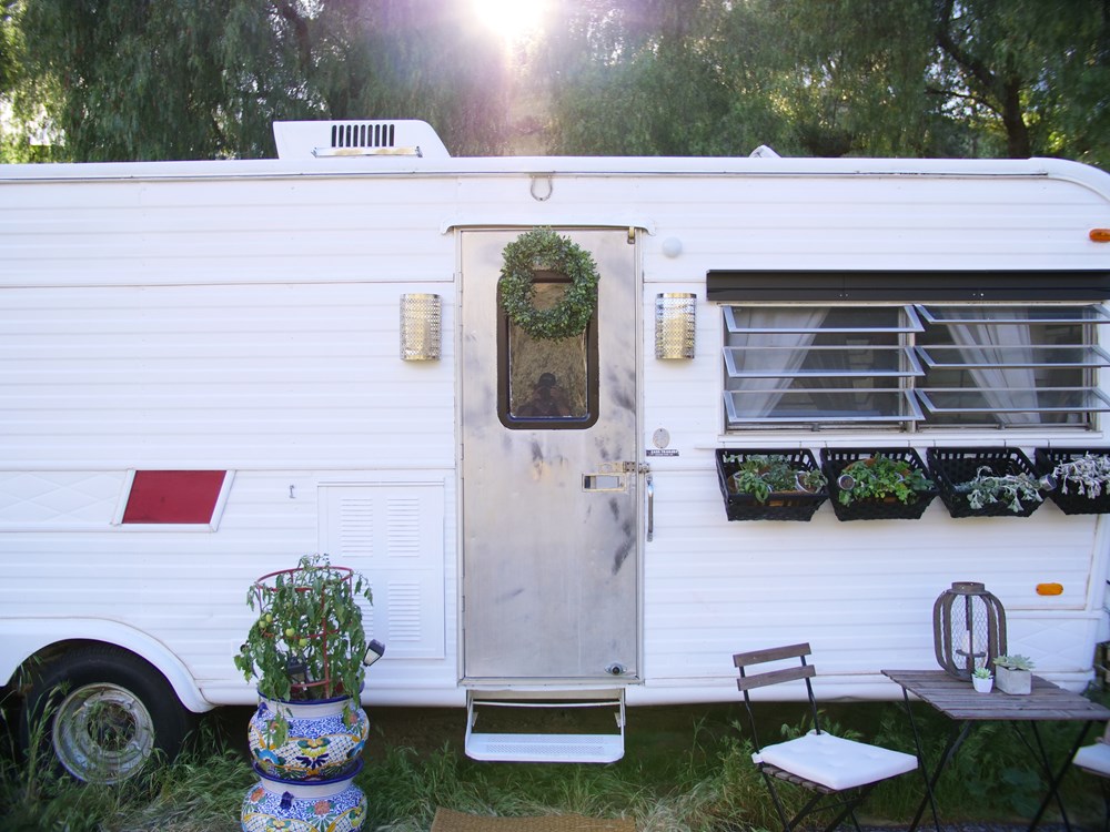 VintageStyle Trailer For Sale [ TINY HOUSE TOWN ]