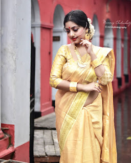India's Top Rated Saree Model, The Goddess of Beauty, Rupsa in Saree!