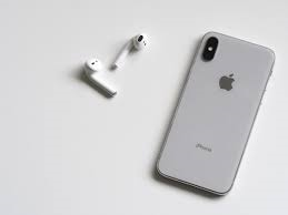 Difference between iPhone X, XR and XS Difference between iPhone X, XR and XS