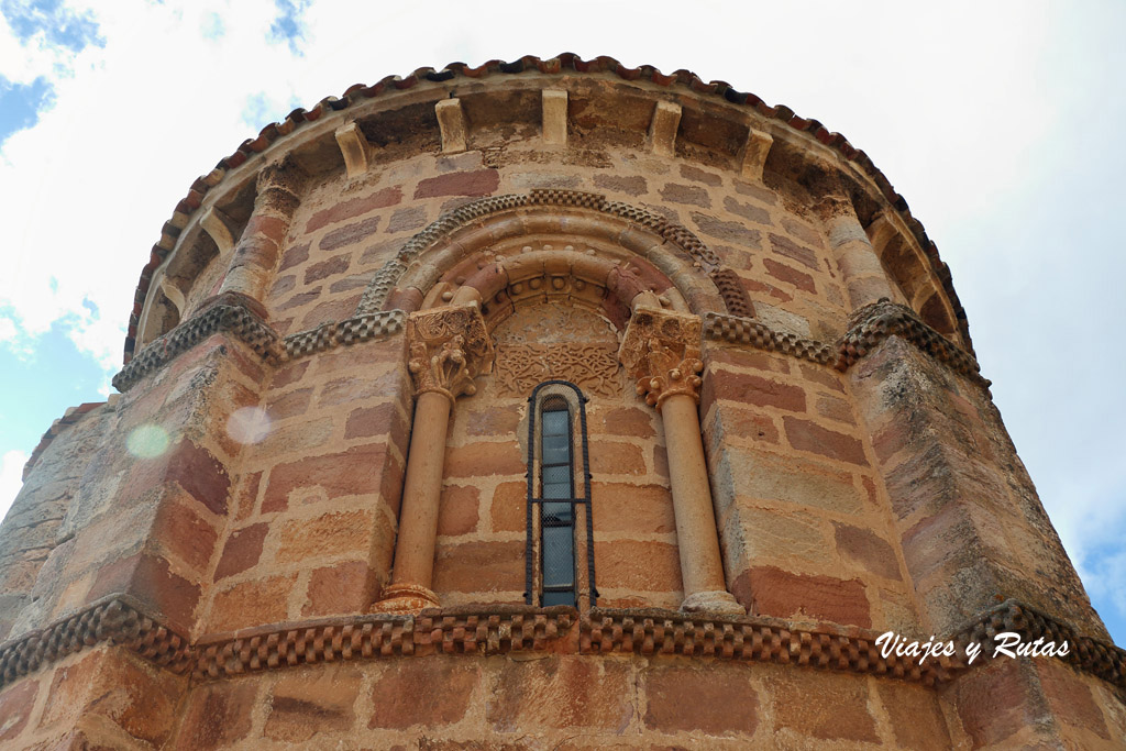 Iglesia de San Vicente de Becerril del Carpio