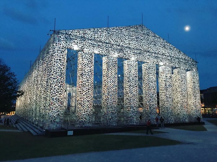 Artist Creates A Replica Of Greek Parthenon From 100,000 Banned Books