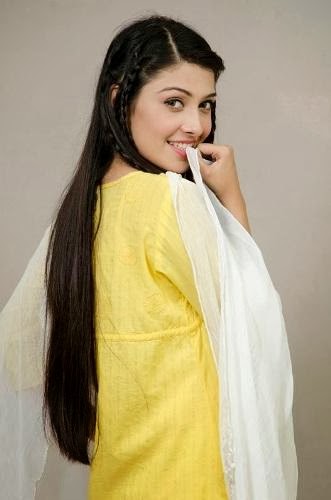 Fashion And Style: Ayeza Khan (Aiza) Full Profile & Pictures