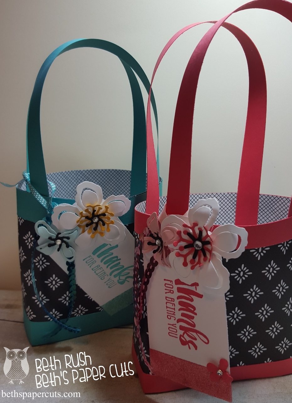 Beth's Paper Cuts Pretty Gift bag!
