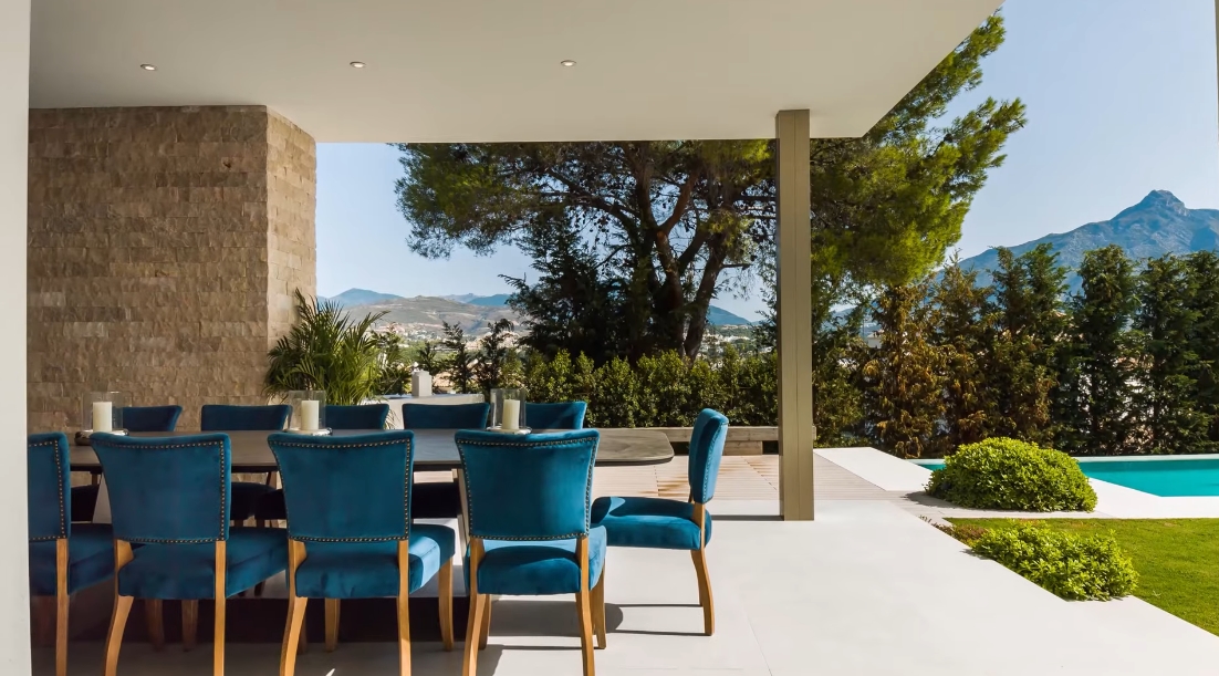 Tour Nueva Andalucia, Marbella Contemporary Villa vs. 23 Interior Design Photos