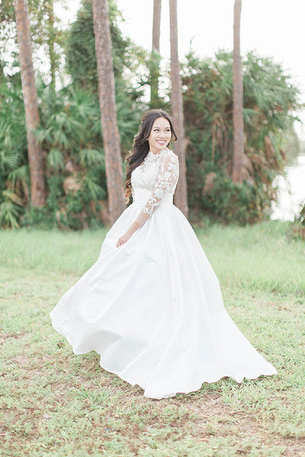 eDressit White Long Sleeves Embroidery Bridal Dress