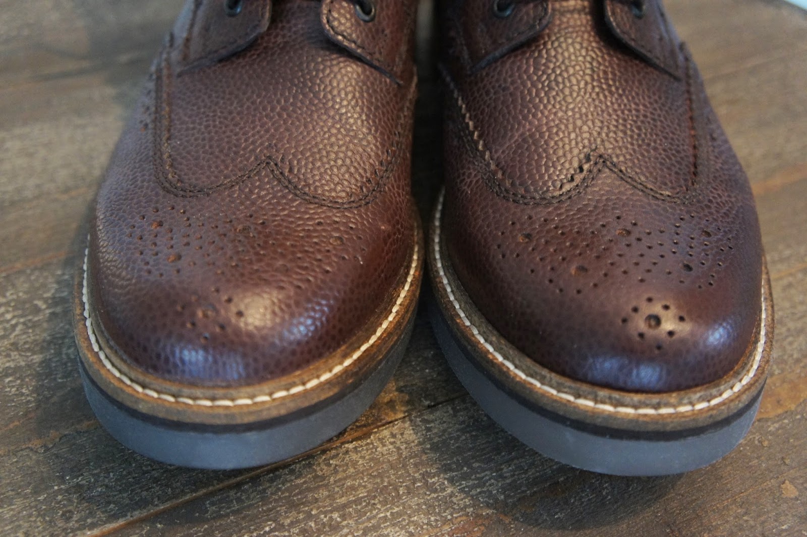 clarks brogue boots
