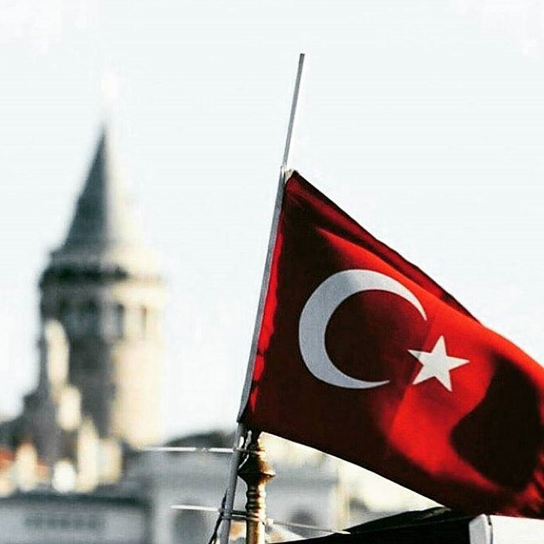 en guzel turk bayrakli manzarali camiler 1
